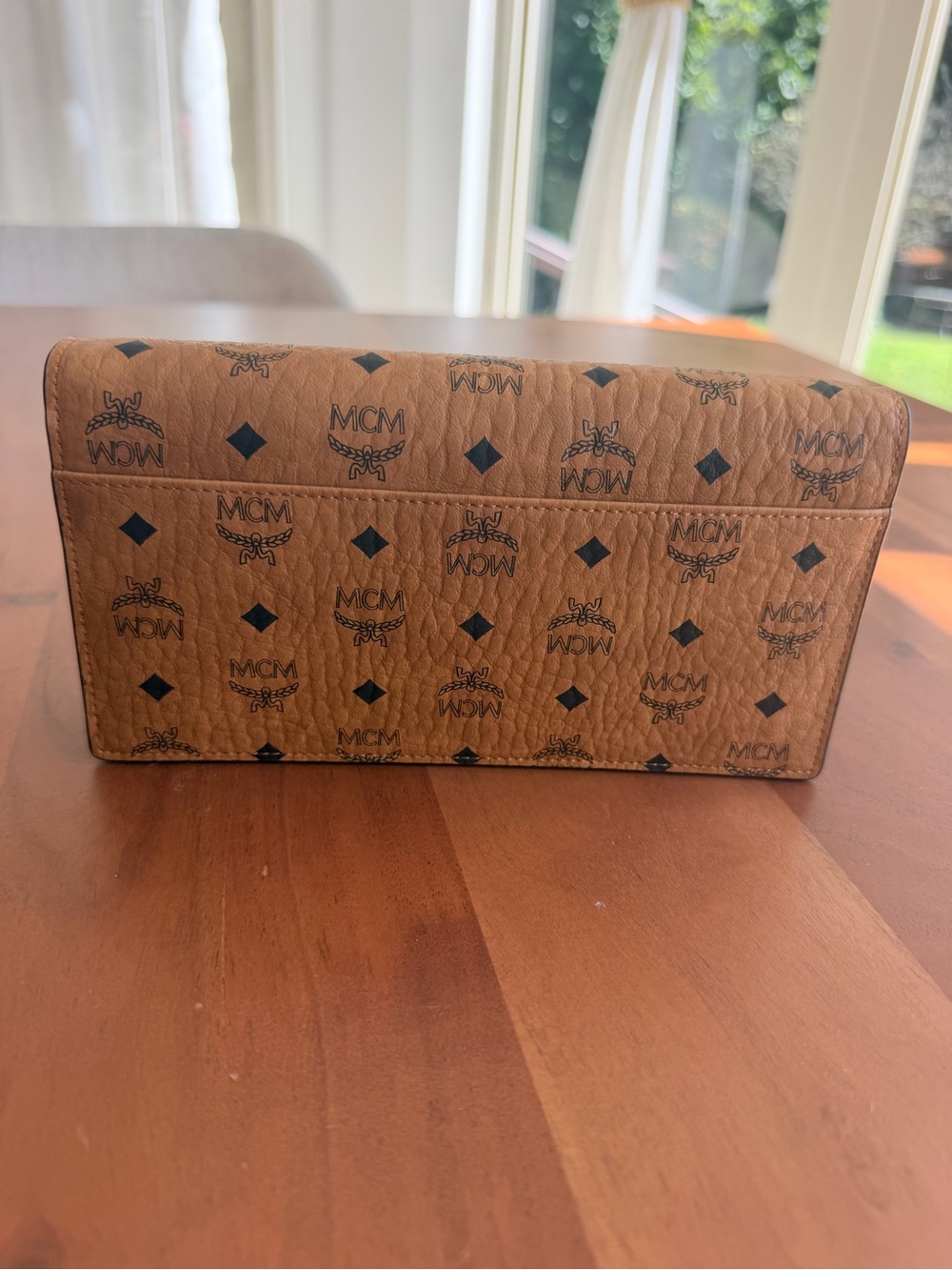 ✨ NWT SOLD OUT MCM Aren Crossbody Wallet | Cognac Visetos | Full Presentation - Picture 2 of 16